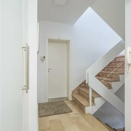 Guest House Lana Split